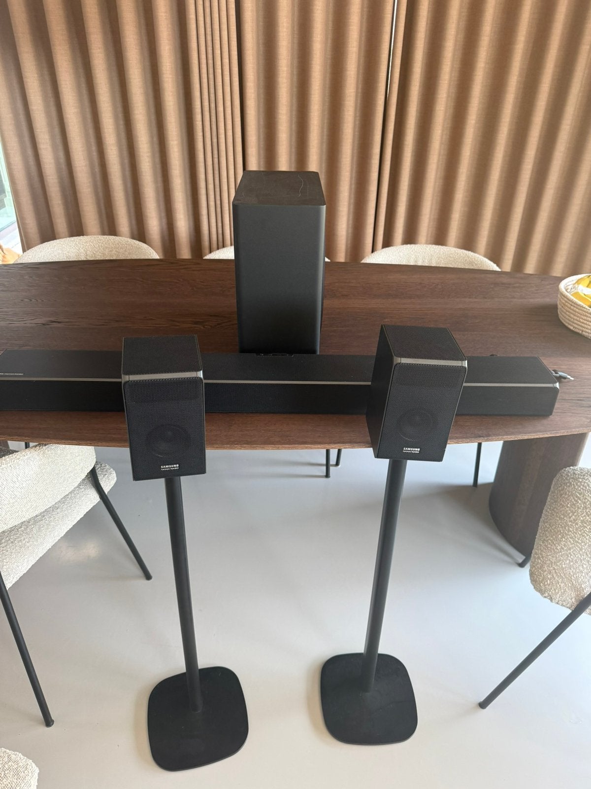 Harman Kardon surround system, speakers, staanders, zwart, Enlèvement, Comme neuf, Barre de son