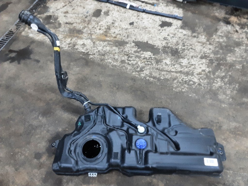 RESERVOIR CARBURANT Renault Clio V (RJAB) (01-2019/-), Renault, Utilisé, Peter-Huppertz-Straße 5
51063  Köln, DE, Dialog.deutschland@renault.de