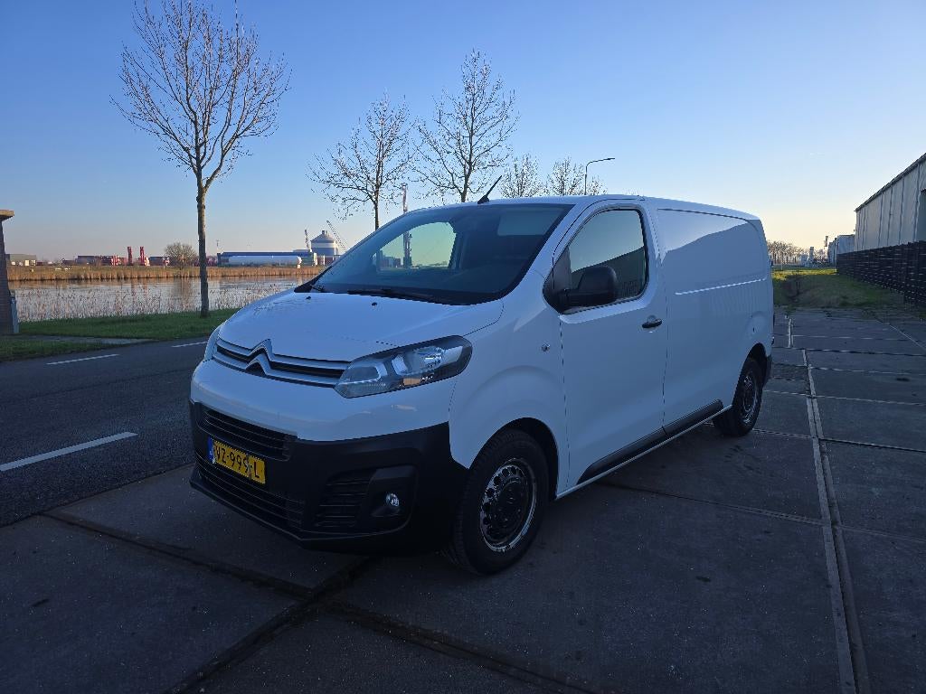 Citroen jumpy 2.0 blue hdi 120 club., Auto's, Voorwielaandrijving, Stof, Citroën, Wit