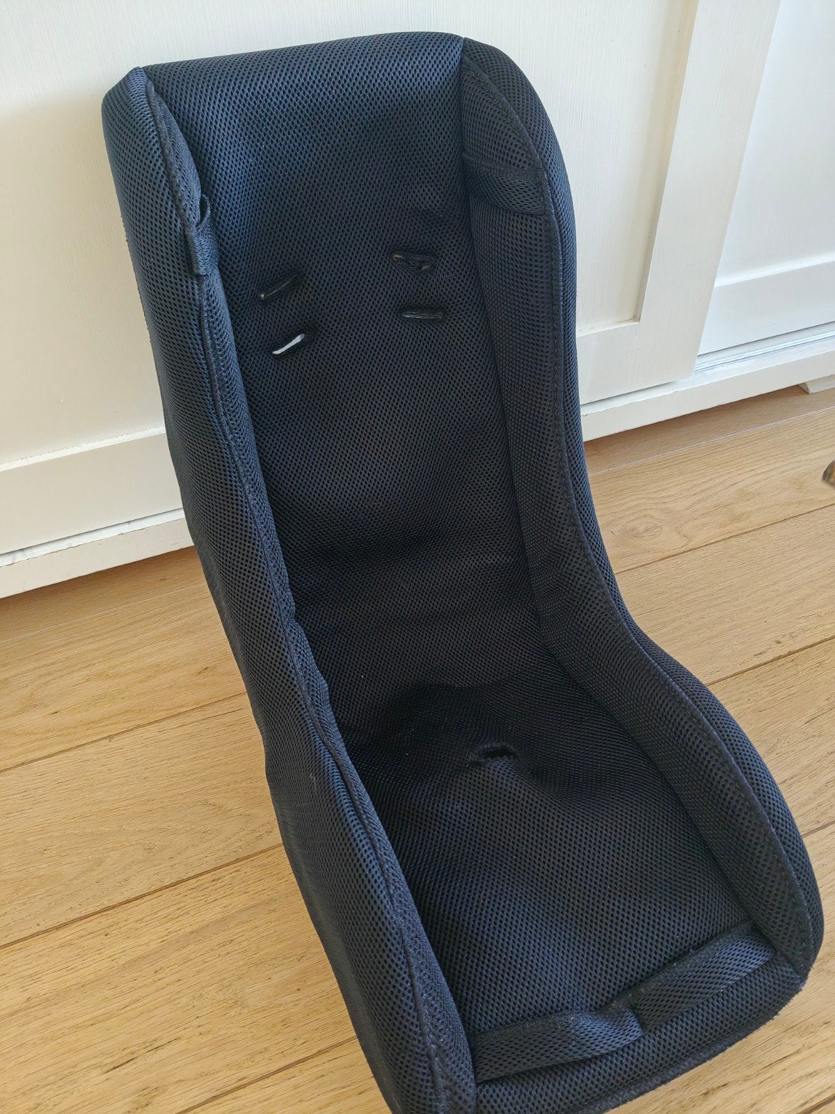Peuterschaal bakfiets Edge zwart, Fietsen en Brommers, Ophalen of Verzenden, Zo goed als nieuw