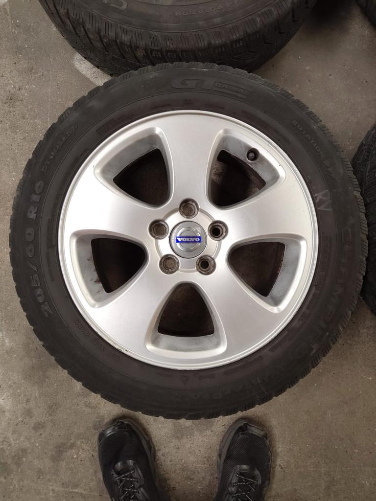 Volvo V70 Velgen + Winterbanden, Auto-onderdelen, Ophalen, Gebruikt, Velg(en), 16 inch