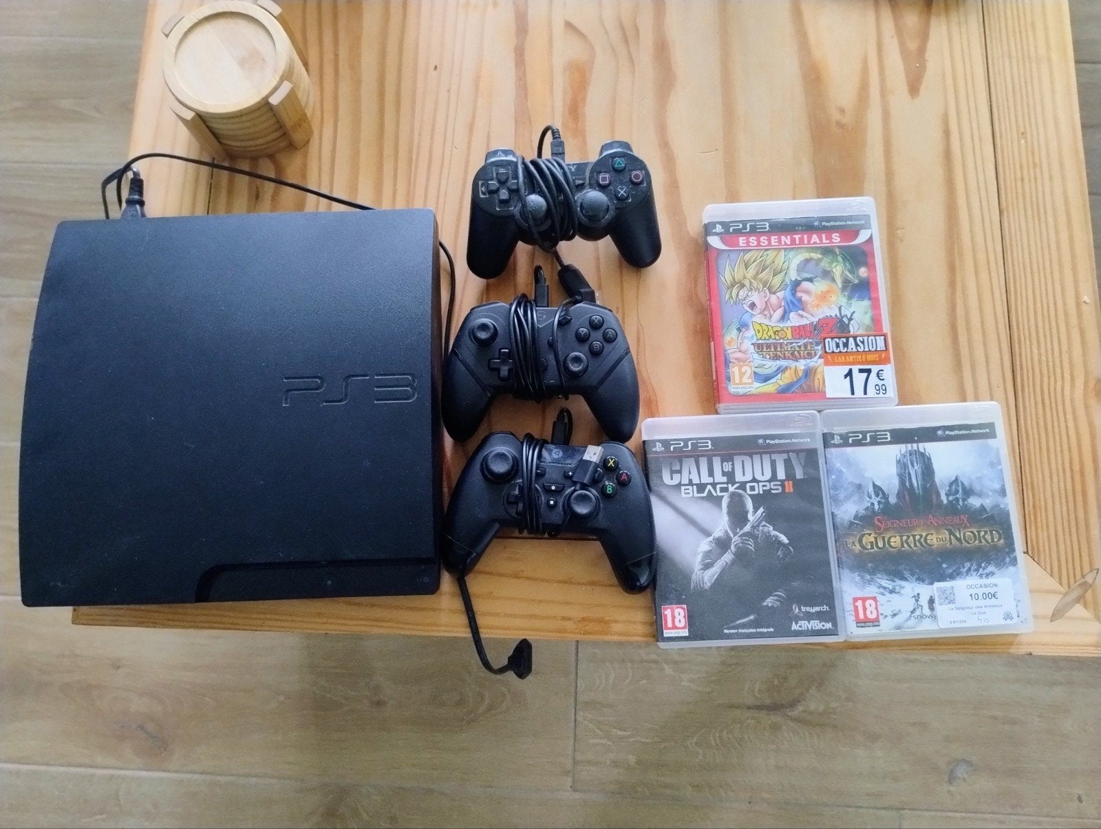 A vendre une PS3 avec 3 manettes Sans fil et 3 jeux, Consoles de jeu & Jeux vidéo, Consoles de jeu | Sony PlayStation 3, Enlèvement
