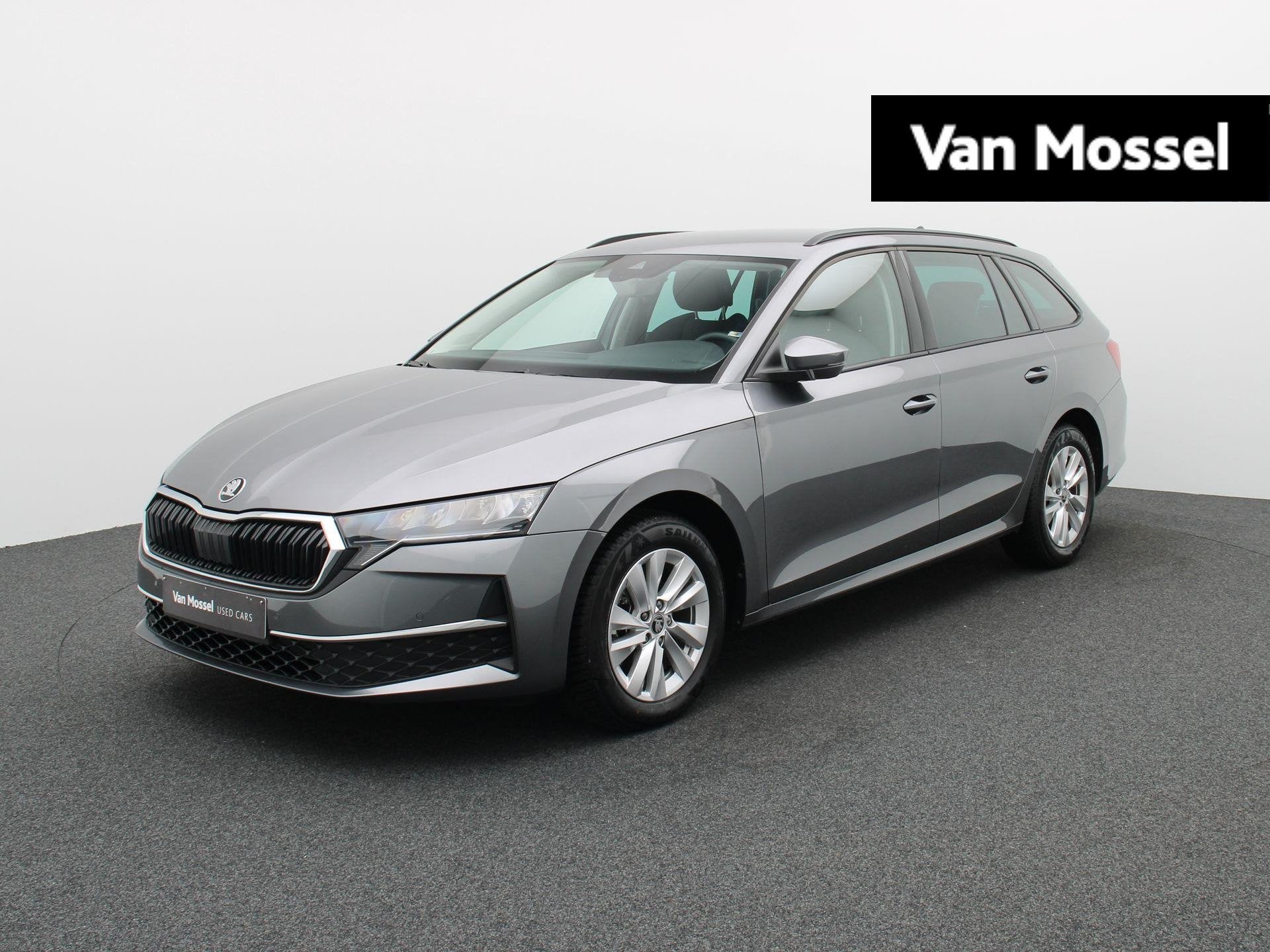 Skoda Octavia Combi 1.5 TSI eTec 110kW DSG7 SELECTION, Auto's, Skoda, Stof, 110 kW, 5 deurs, https://public.car-pass.be/vhr/3fe24094-3ba5-48e2-981c-bf5e14324d57