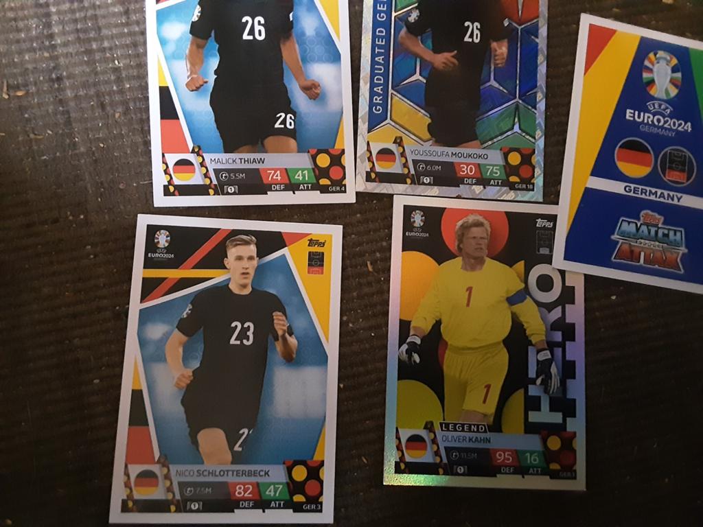 Fifa voetbal kaarten ruilen tegen popimons kaarten, Enlèvement