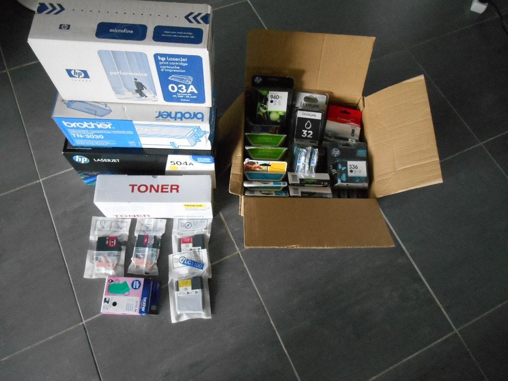 lot oudere inkt & toner cartridges, Computers en Software, Printerbenodigdheden, Ophalen of Verzenden
