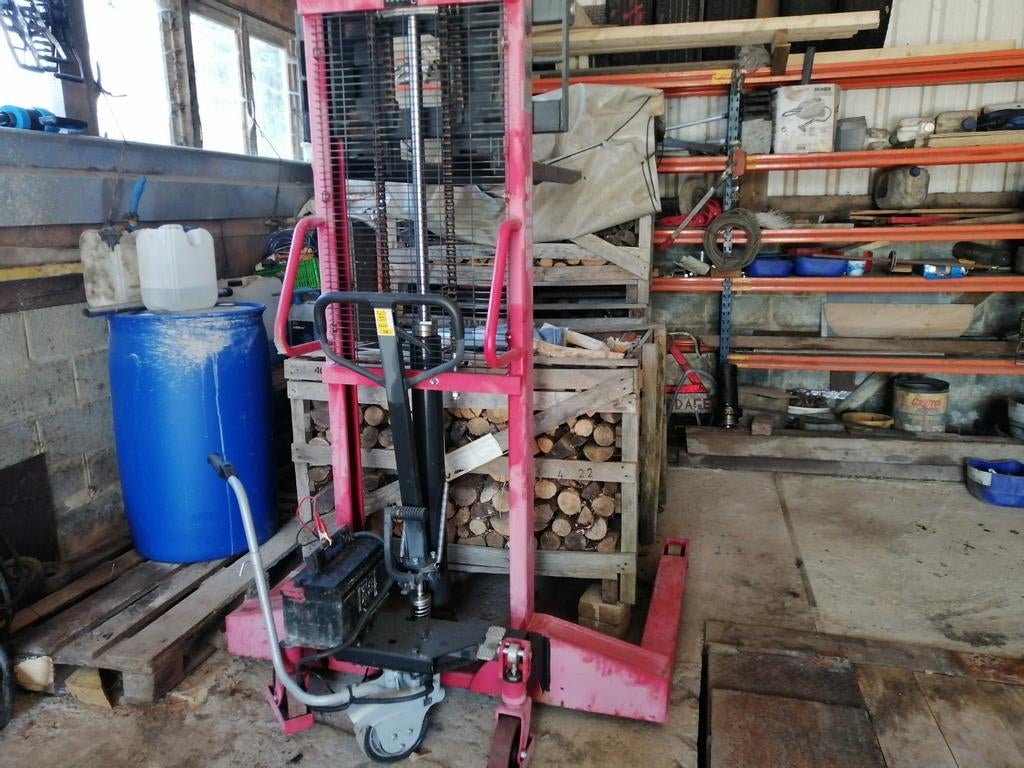 Chariot élévateur, Enlèvement