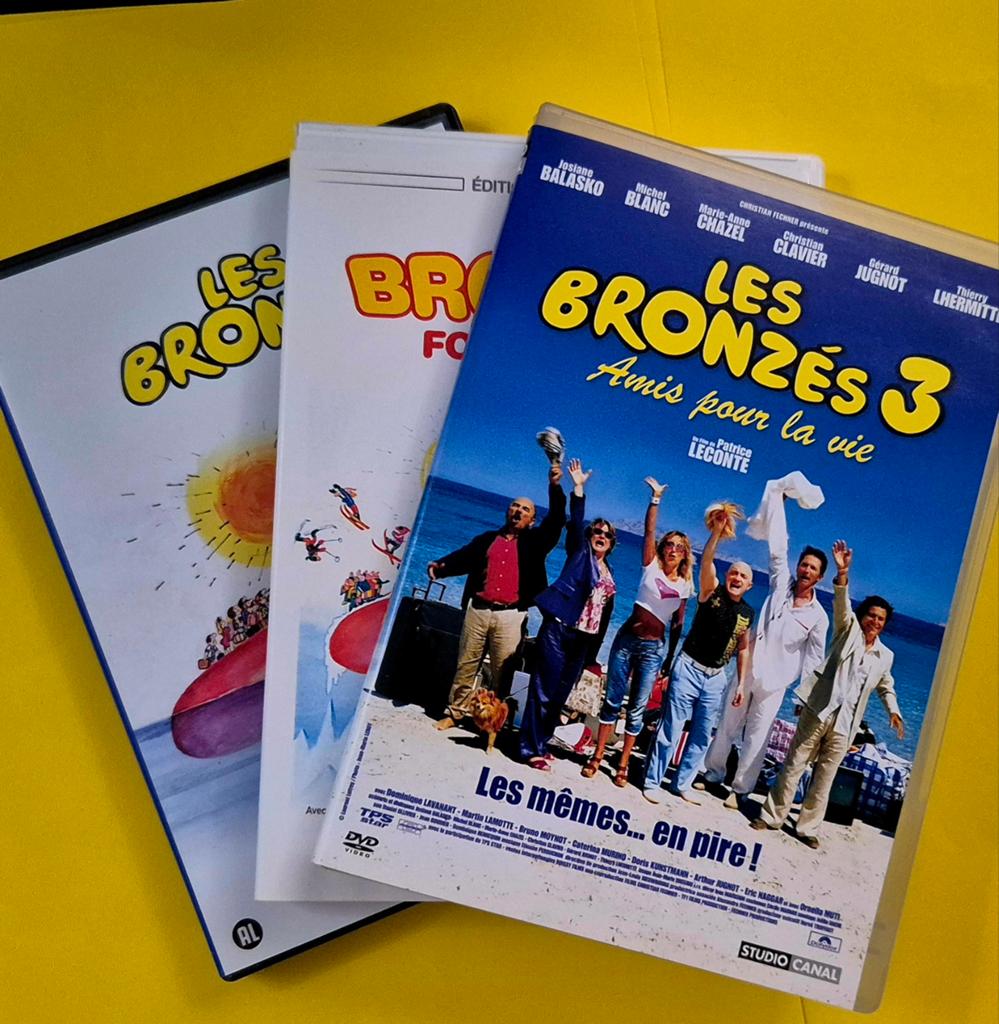 4x DVD 📀 Les bronzés 1 à 3 - Christian Clavier  1978, Cd's en Dvd's, Dvd's | Komedie, Gebruikt, Alle leeftijden, Ophalen of Verzenden