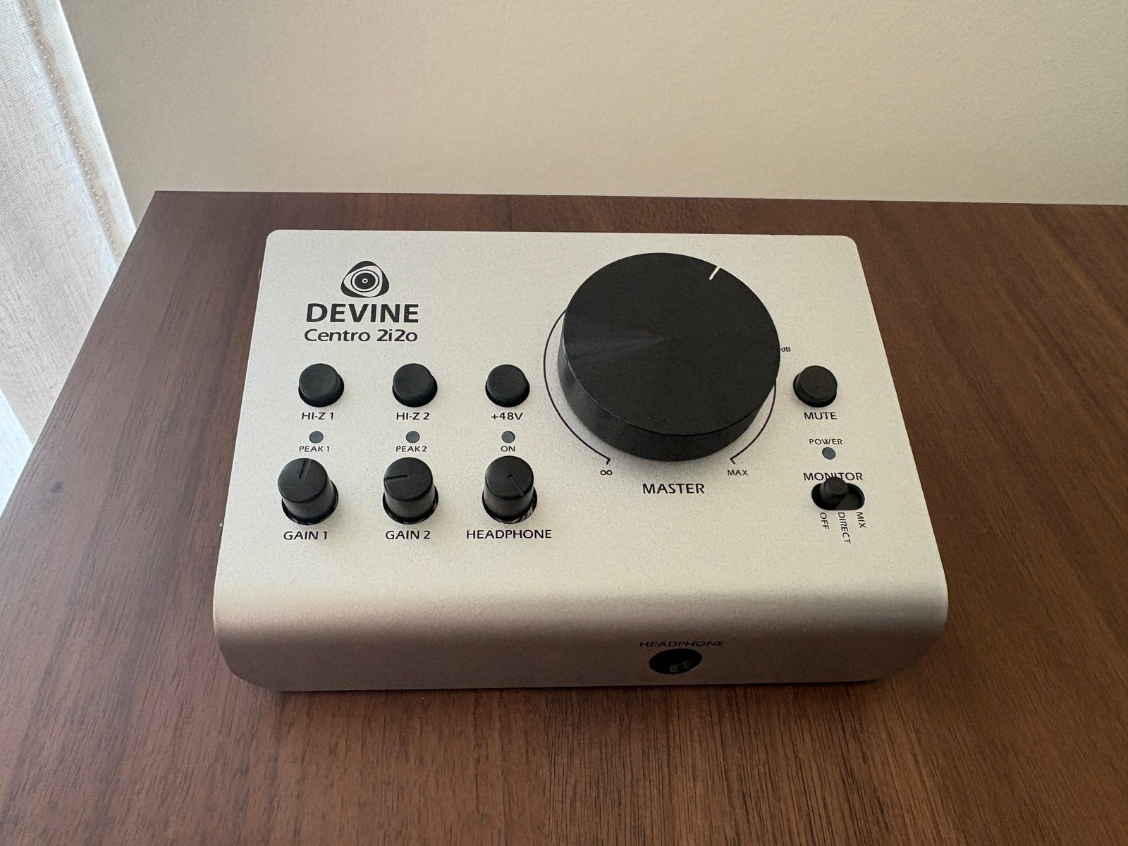 Centro 2i2o audio interface, Muziek en Instrumenten, Ophalen, Zo goed als nieuw