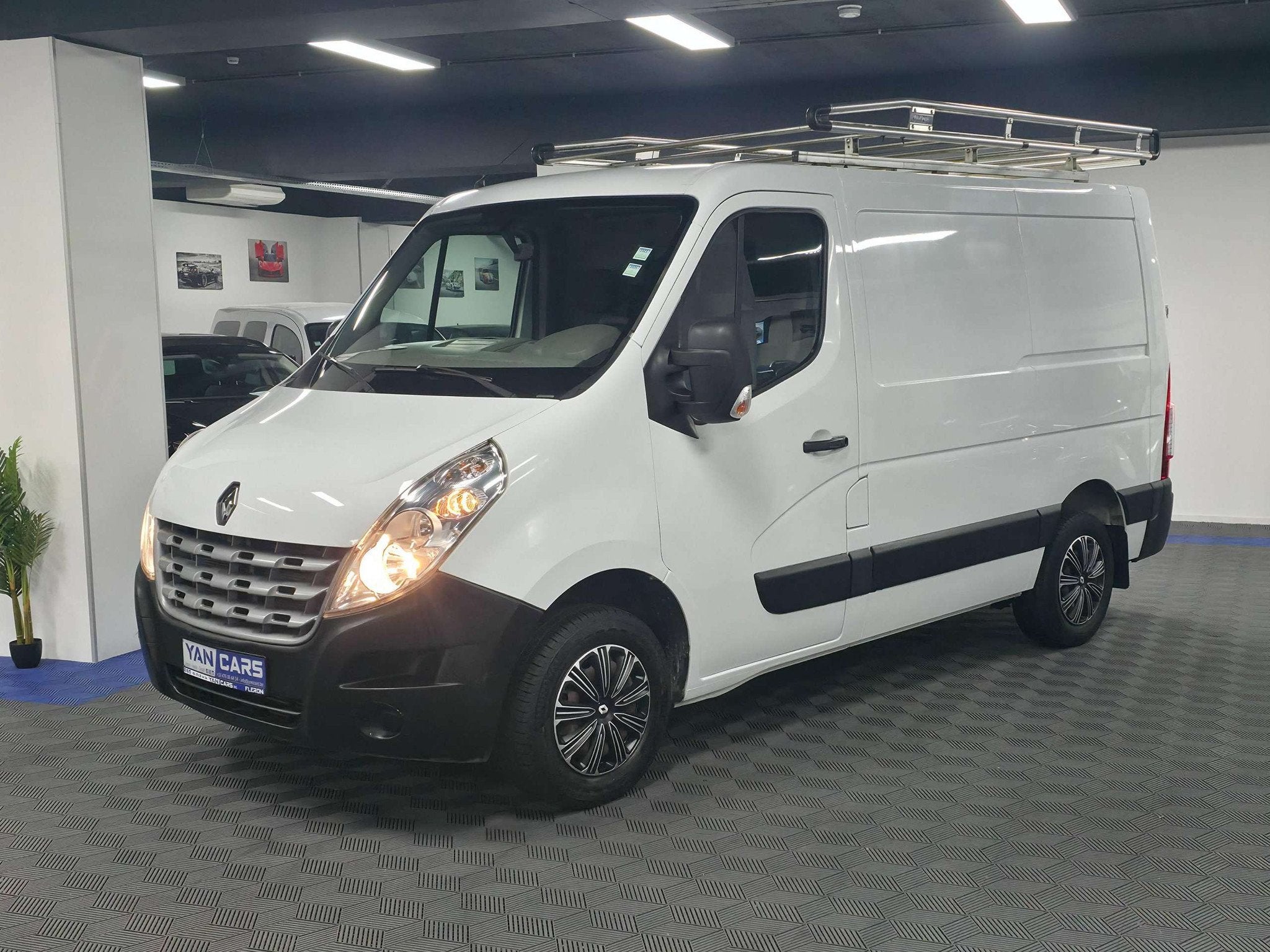 Renault Master L1H1 • BOITE AUTO • GARANTIE 1 AN • GAL, Euro 5, Gebruikt, 4 cilinders, Renault