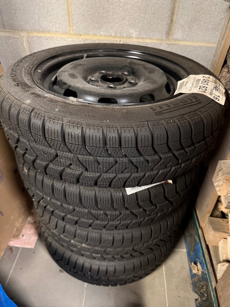 4 roues hiver MINI F55 F56 F57 d'origine Pirelli 175/65 R15, 15 pouces, Pneus hiver, 175 mm, Véhicule de tourisme