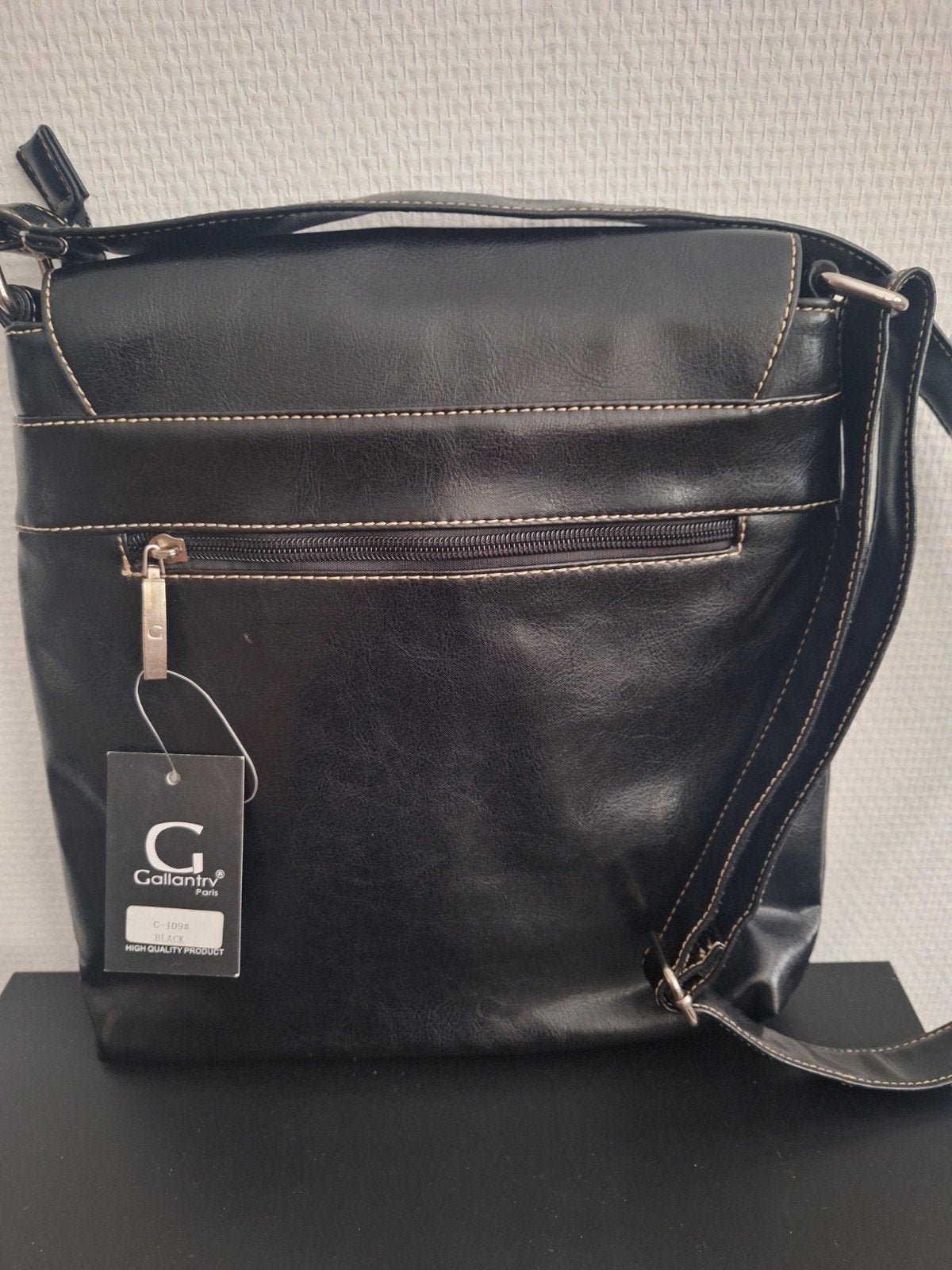 sac en cuir, Enlèvement ou Envoi