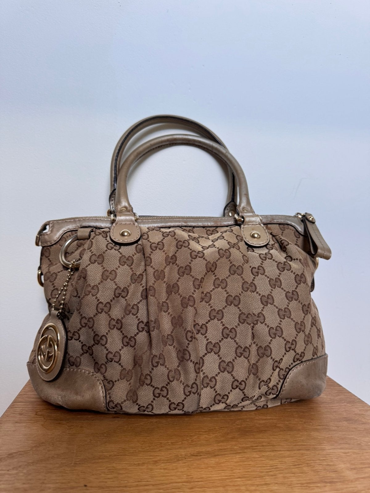 Vintage Gucci GG Sukey canvas tote, Bijoux, Sacs & Beauté, Sacs | Sacs Femme, Utilisé, Sac à bandoulière, Beige, Enlèvement