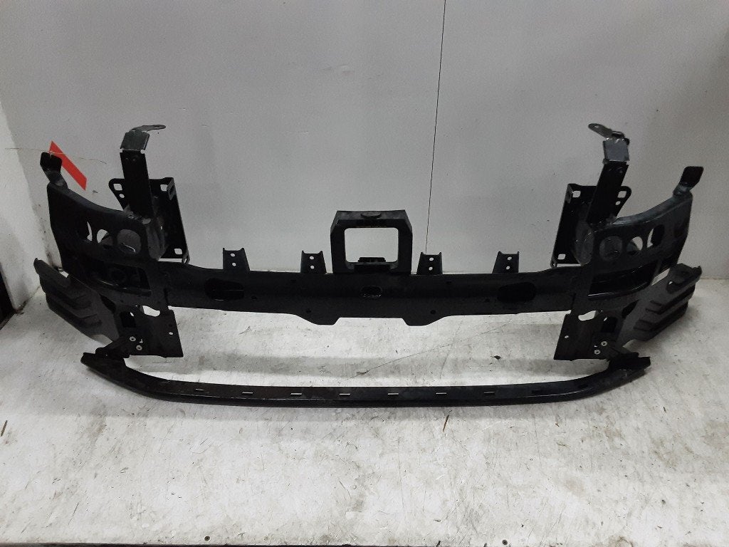 RENFORT PARE CHOC AVANT (TRAVERSE) Tiguan (CT1) (571807109), Volkswagen, Mevr. I. Hauben, Utilisé, Rue de l'Espoir 34 34
4030  GRIVEGNÉE, BE