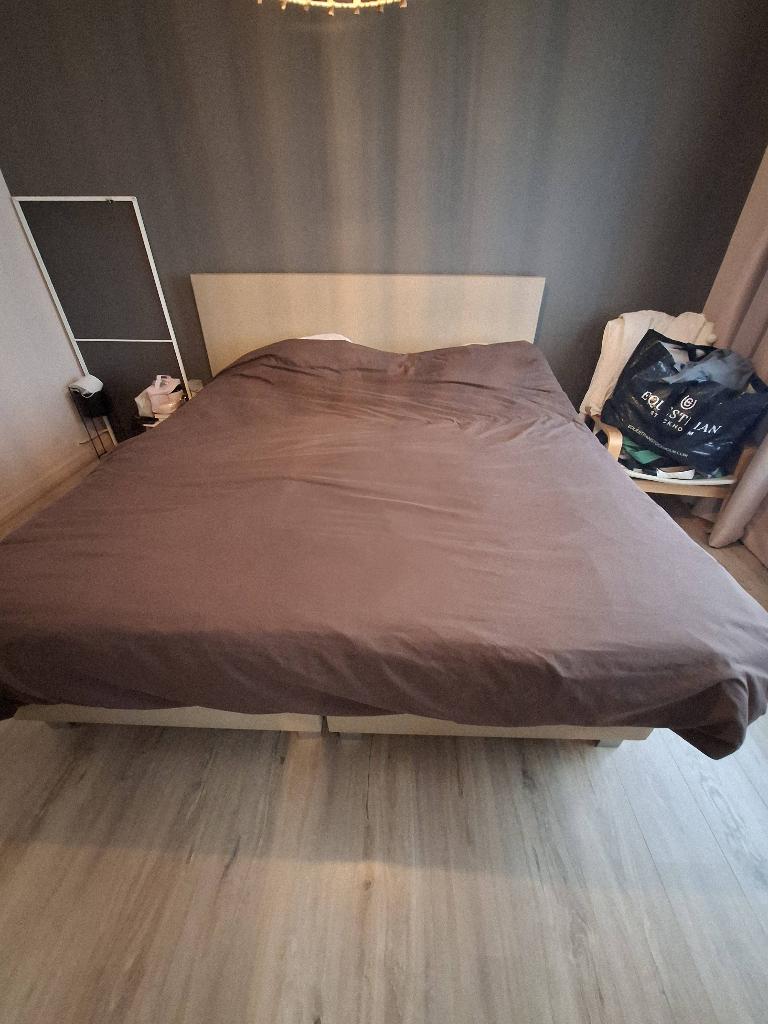 2persoons bed boxspring, Ophalen, Overige materialen, Gebruikt, Beige