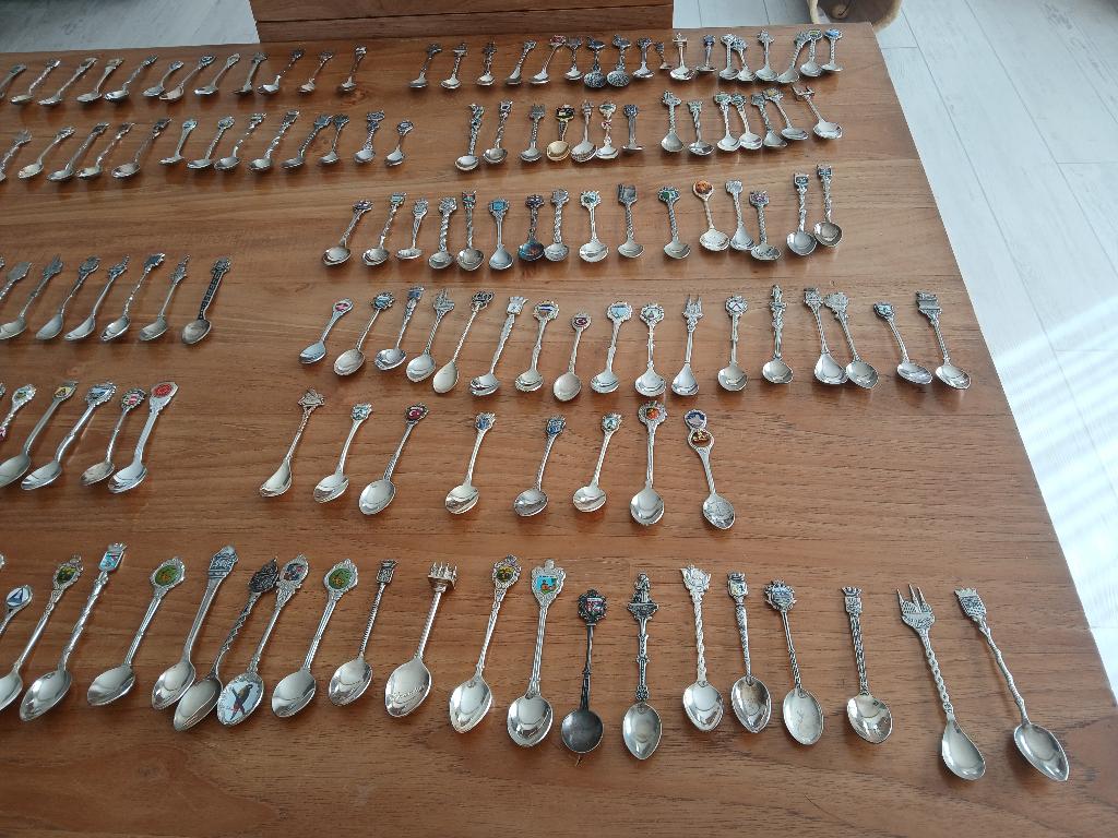 Cuillères de collection, Enlèvement