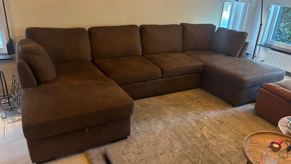 6 maanden oud - cognac suede zetel met slaapbed, Ophalen, Zo goed als nieuw