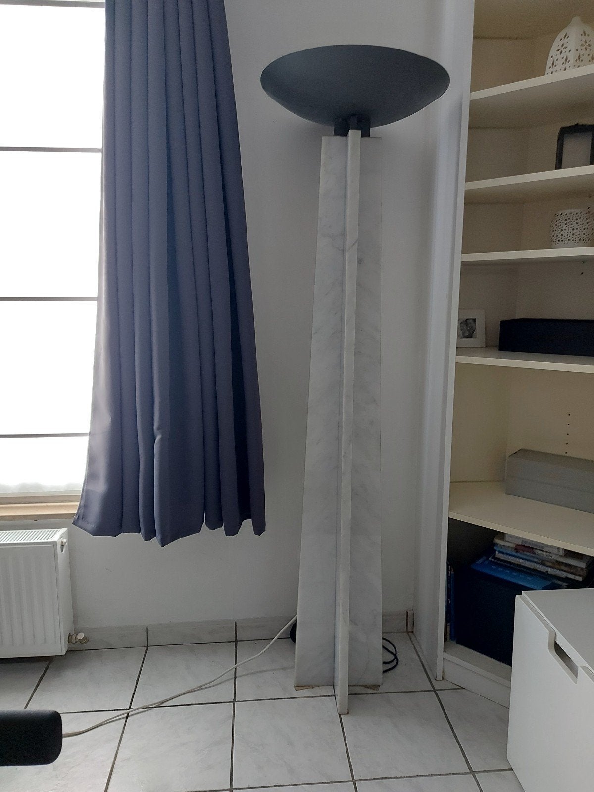 Lampe de sol, Enlèvement