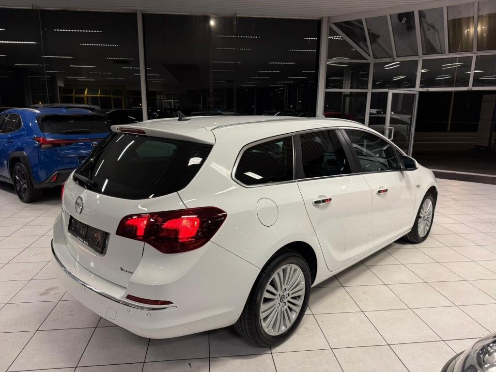 Opel Astra Sports Tourer 1.6i 85kW Euro5 Année 2013,77.000km, Autos, Opel, Cuir, Euro 5, Achat, Entreprise