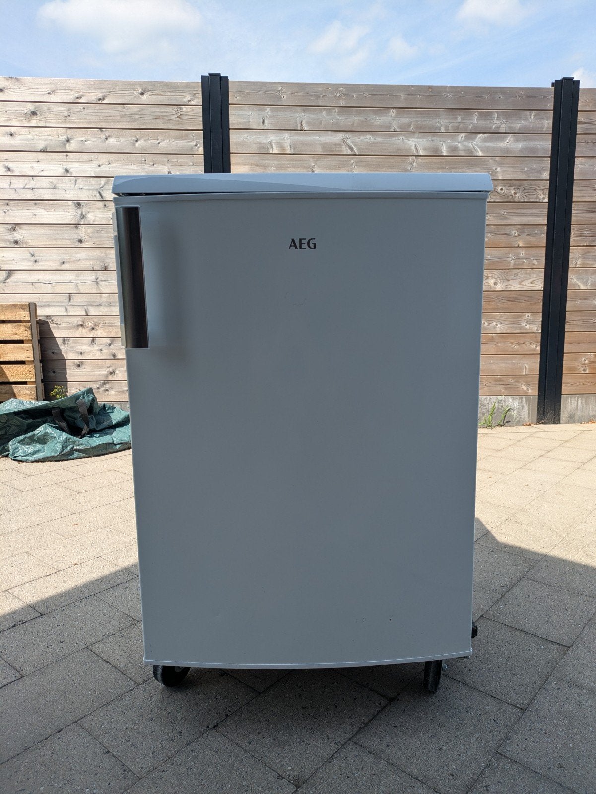 Koelkast tafelmodel AEG, Ophalen