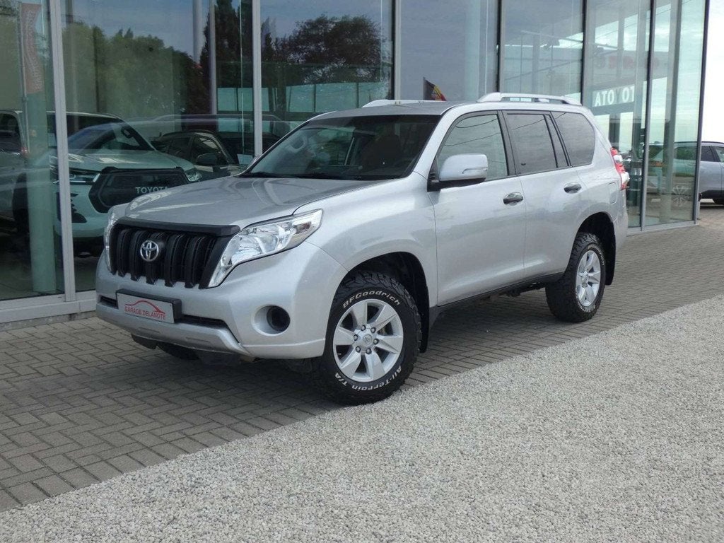 Toyota Land Cruiser AUTOMAAT *31322+btw* +Lichte vracht +Cam, 177 ch, Argent ou Gris, Achat, Euro 6