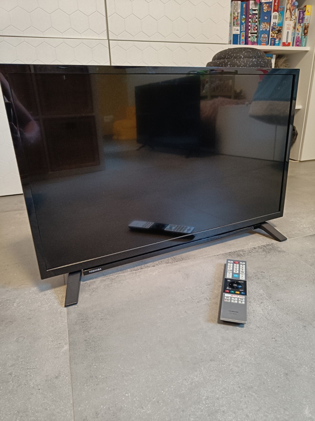 Toshiba tv 32 inch zwart, TV, Hi-fi & Vidéo, Télévisions, Enlèvement, Utilisé, 80 à 100 cm, Toshiba