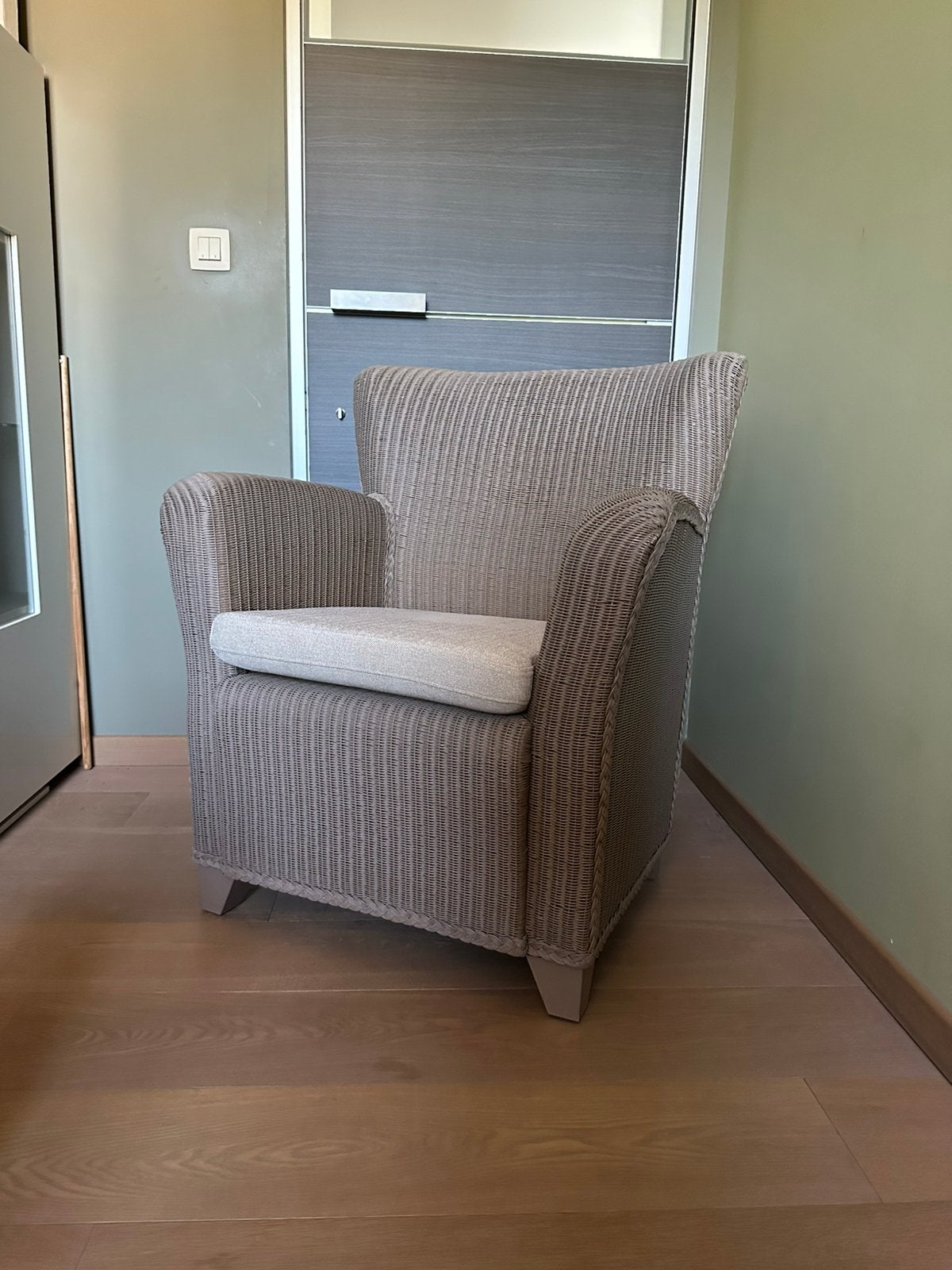 Rotan zetel taupe, Ophalen, Zo goed als nieuw, Eenpersoons, Riet of Rotan