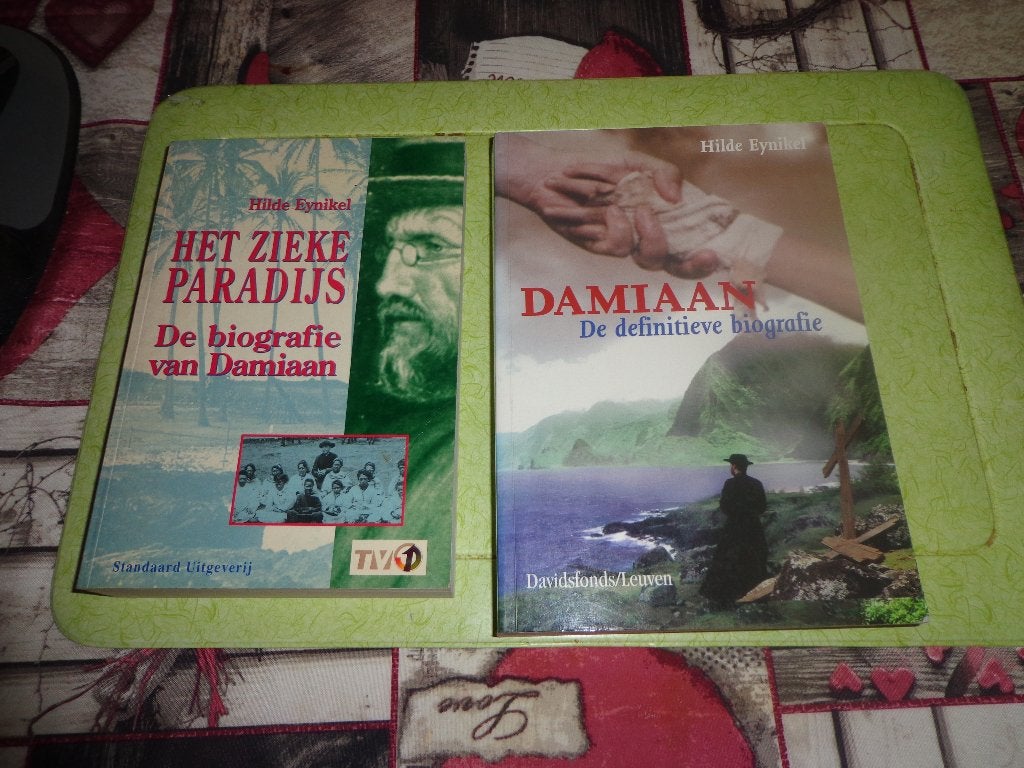 Pater Damiaan : 2 boeken, Enlèvement, Utilisé