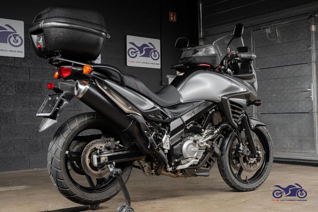 Suzuki V-strom 650 - 11.717 km, Motoren, Motoren | Suzuki, 2 cilinders, Occasion, Motorrijbewijs A, Bedrijf