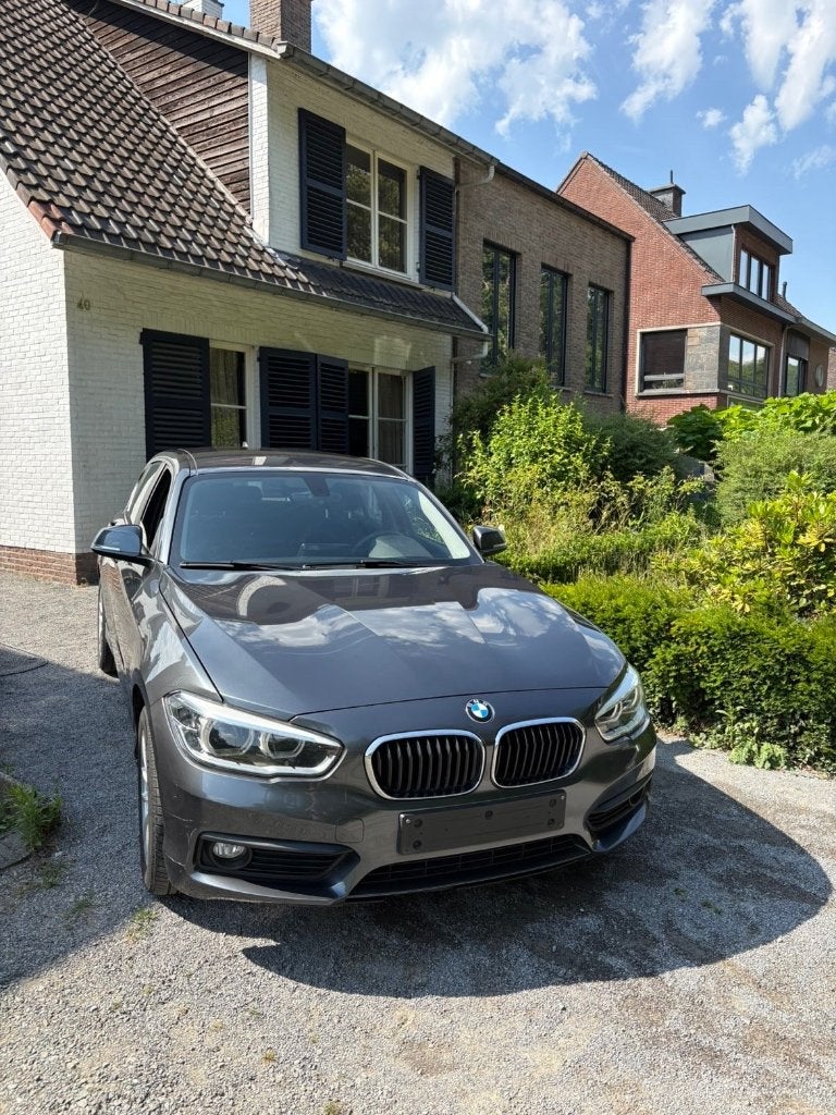 BMW 116i/2016/Manueel/Benzine/122000km Gekeurd voor verkoop✅, Auto's, Euro 6, Bedrijf, 5 deurs, 3 cilinders