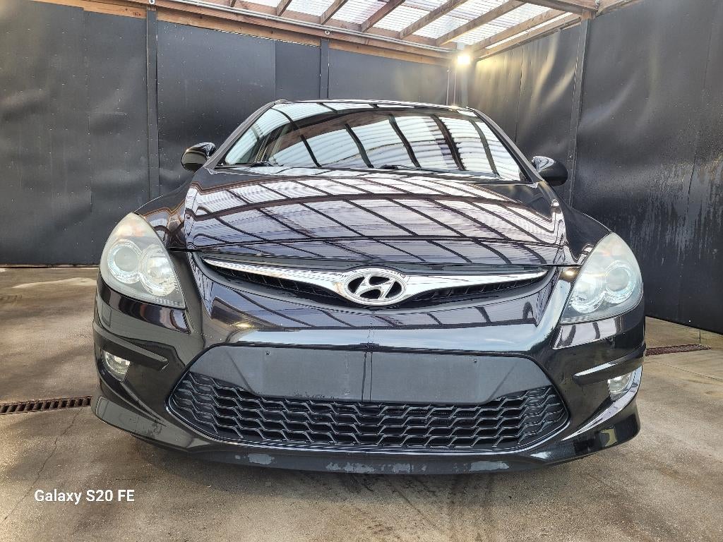 HYUNDAI I30, Autos, Hyundai, Euro 5, Achat, https://public.car-pass.be/vhr/196ff26a-d4af-4d91-926d-8bf1556dce99, Entreprise