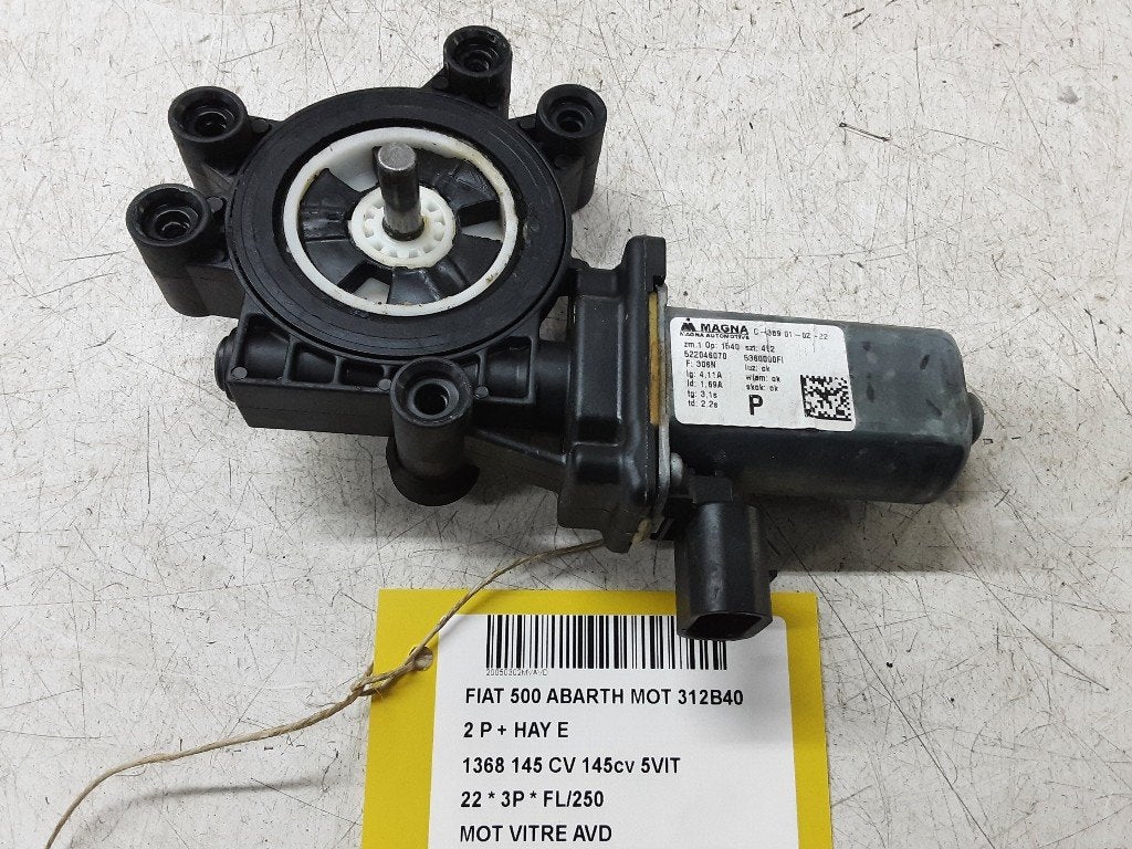 MOTOR RAAMMECHANIEK RECHTS VOOR 500 / 595 / 695 (522046070), Taurusavenue 1
2132 LS  Hoofddorp, NL, Webaccessibility@stellantis.com