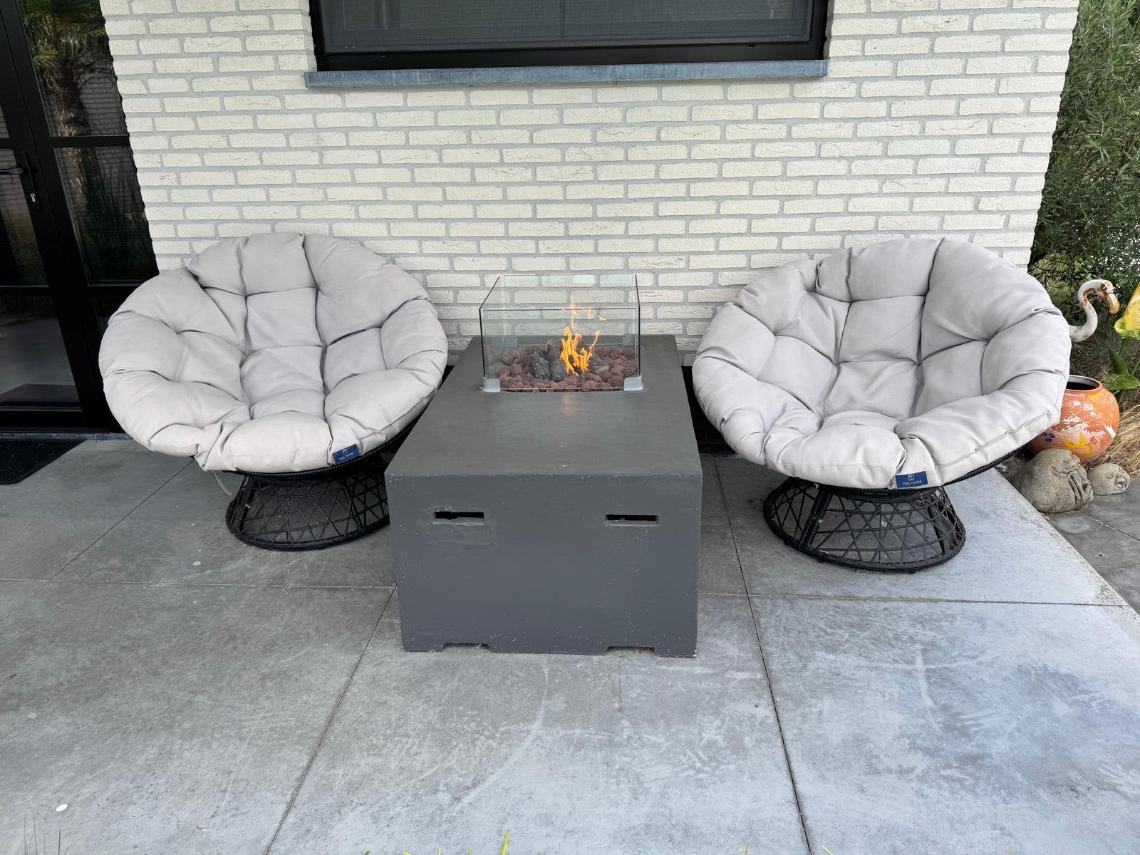 Vuurtafel met loungestoelen, Tuin en Terras, Tuinsets en Loungesets, Ophalen, Zo goed als nieuw