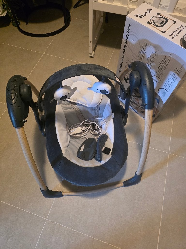 Fauteuil à bascule automatique pour bébé, Autres marques, Avec ceinture(s), Enlèvement, Utilisé