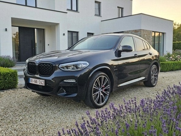 BMW X4 xDrive20i (2021) – Benzine – M-Sport Look – In absolu, Autos, Cuir, Ordinateur de bord, Noir, Automatique