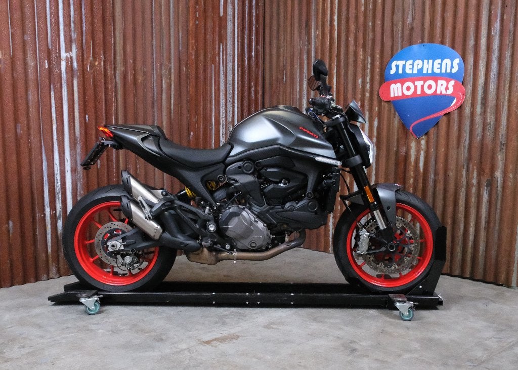 Ducati Monster 937 Aviator Gris, Permis Moto A, Entreprise, Occasion, Plus de 35 kW
