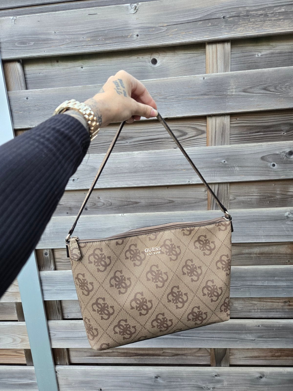 handtas guess te koop, Beige, Zo goed als nieuw, Leer, Ophalen
