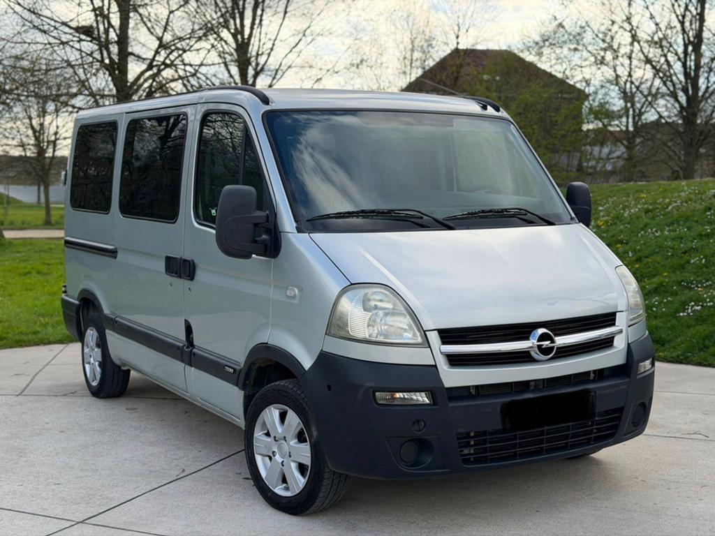 Opel movano 2.0Cdti 140.000km airco *minibus*, Auto's, Bestelwagens en Lichte vracht, Bedrijf, Te koop, Opel, Diesel