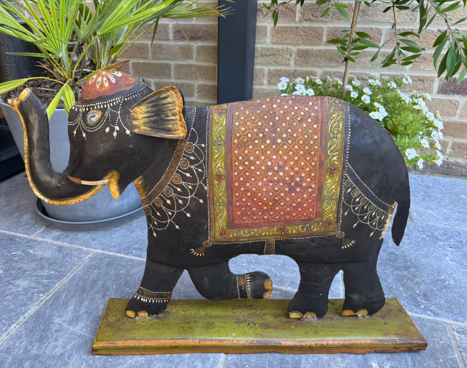 Indische olifant, Ophalen, Metaal