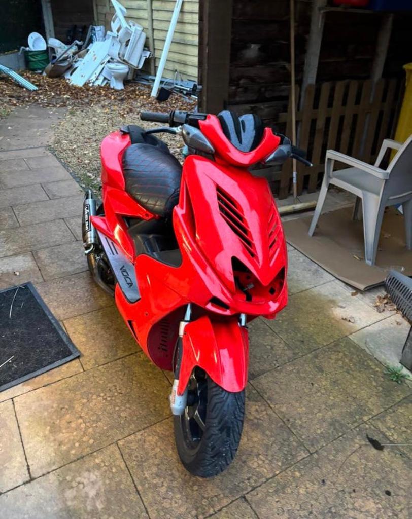 Ik koop je scooter voor en goede prijs!, Fietsen en Brommers, Scooters | SYM, Ophalen of Verzenden, Zo goed als nieuw