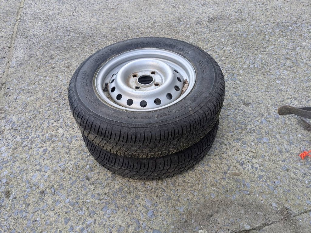 Paar banden 165 R13C op stalen velgen - aanhanger/project, Auto-onderdelen, Ophalen, 13 inch, Band(en), 165 mm