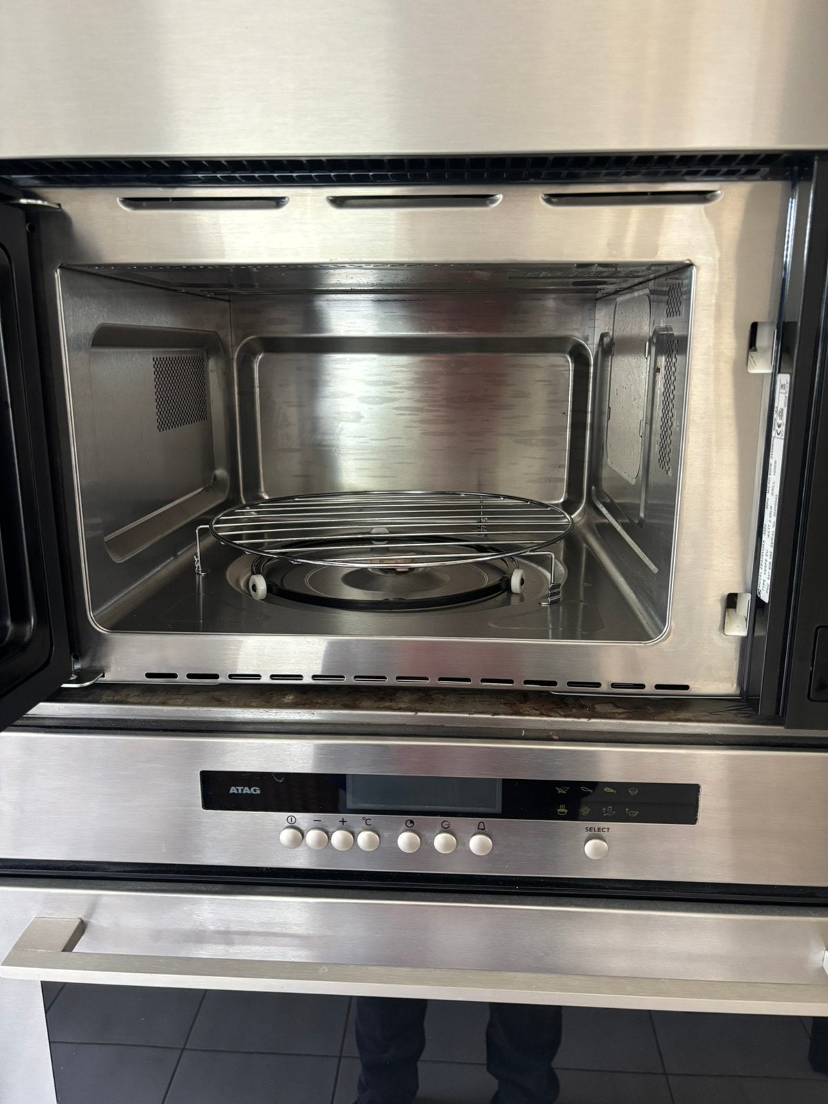Inbouw microgolf oven mag weg wegens verbouwing, Elektronische apparatuur, Ophalen, Zo goed als nieuw, Inbouw, Oven