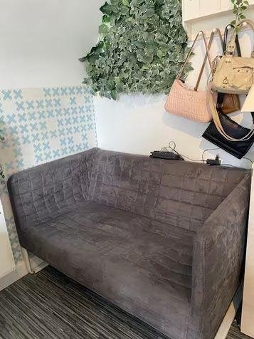 Compacte grijkleurig zetel, Ophalen, Overige materialen, Tweepersoons, 75 tot 100 cm
