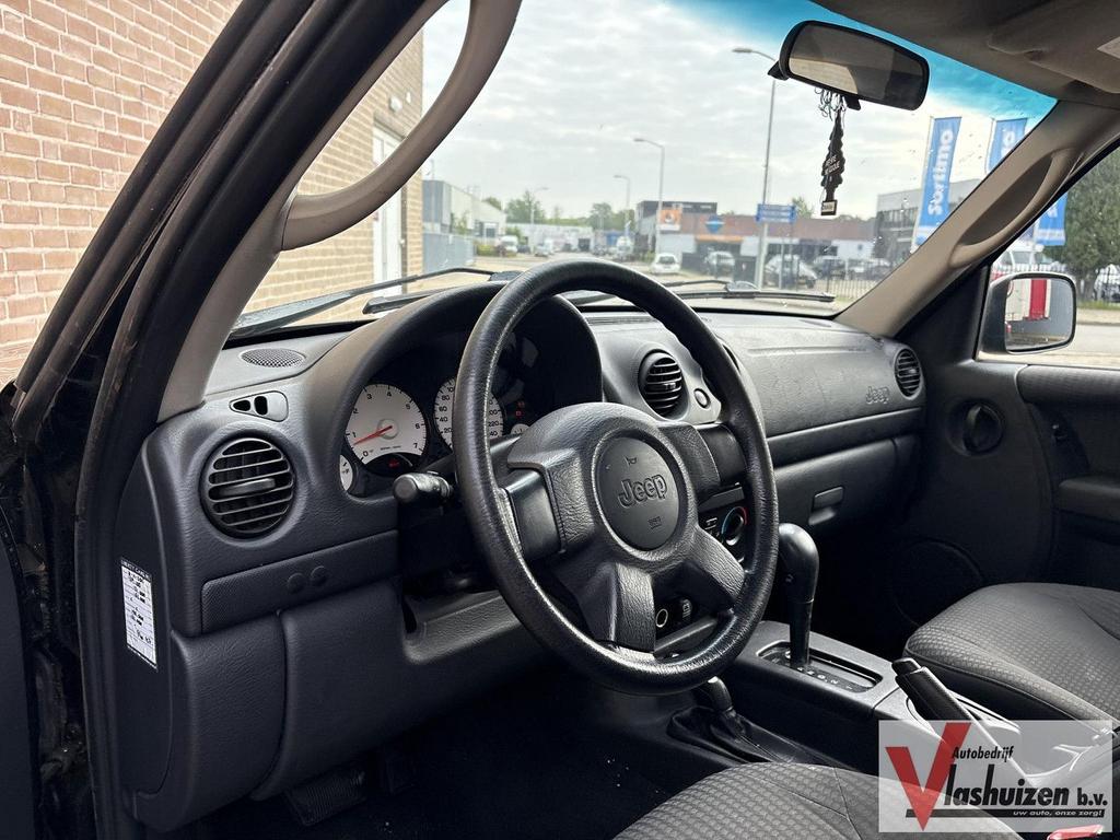 Jeep Cherokee 3.7i V6 Sport Plus | Automaat | Airco |, Auto's, Jeep, Automaat, Zwart, Bedrijf, 347 g/km