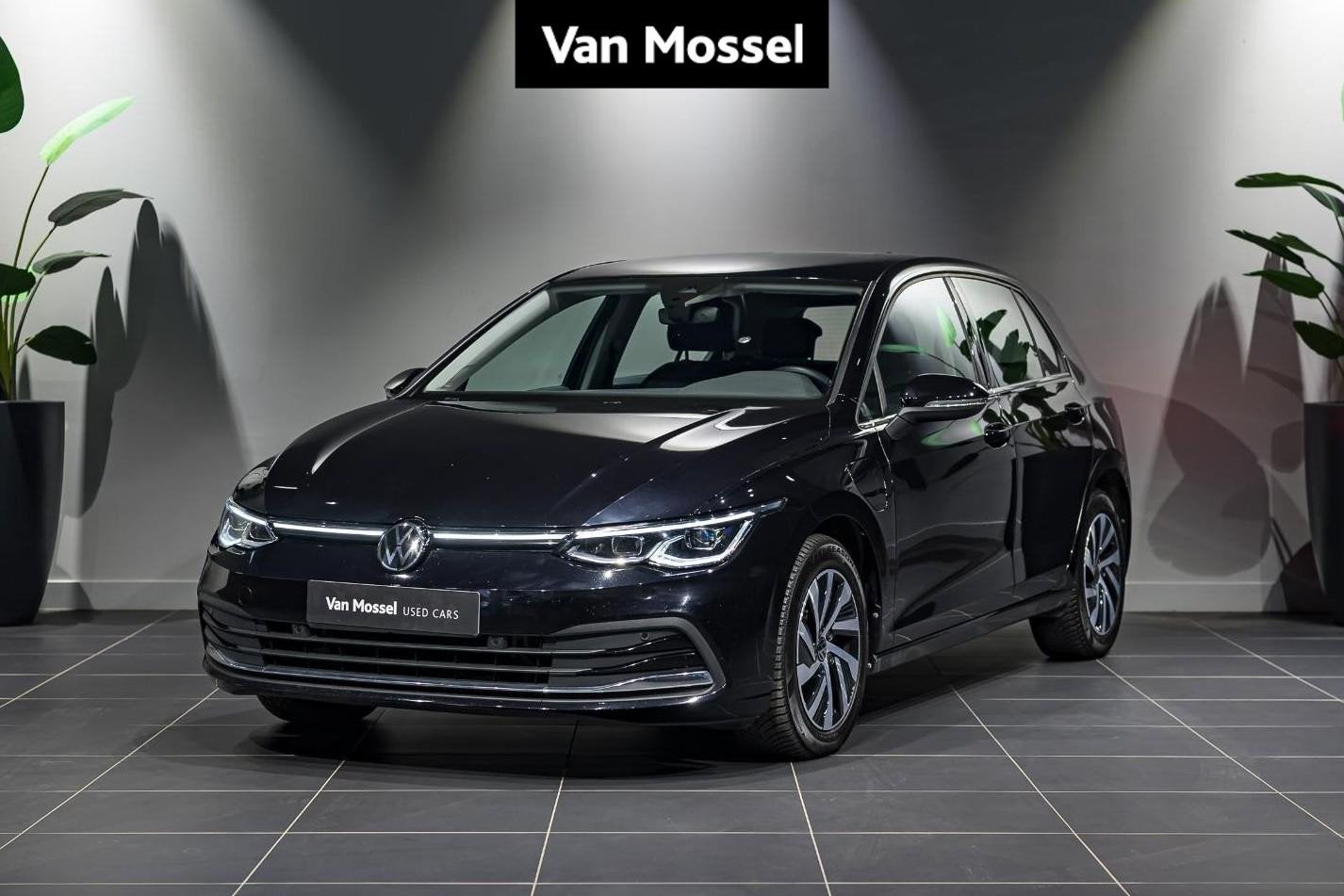 Volkswagen Golf 1.4 eHybrid Style Business DSG MASSAGZETELS, Gebruikt, 4 cilinders, Zwart, Plug-in hybride