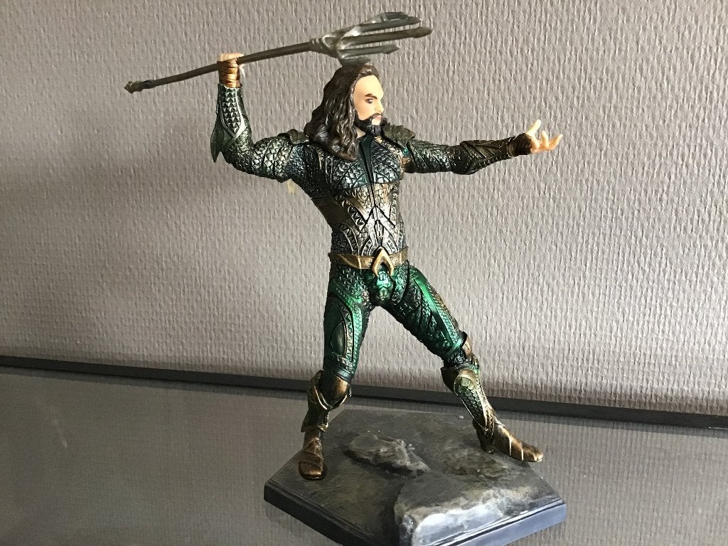 Aquaman figuur van 19 cm, Ophalen