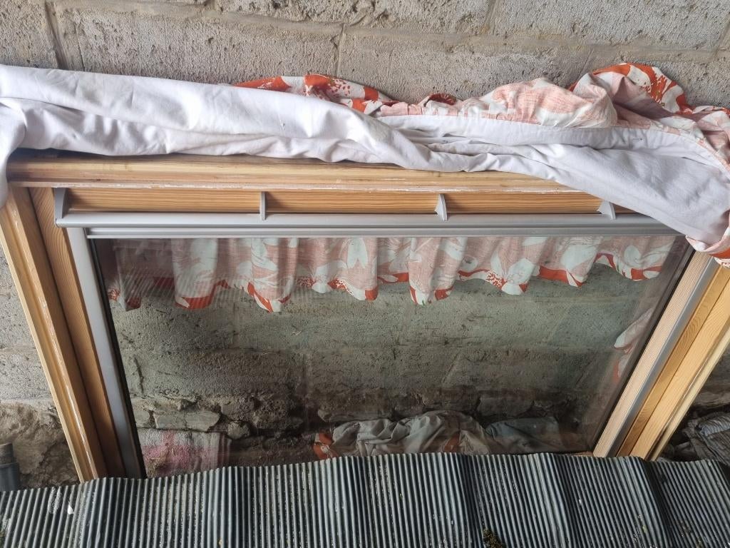 Velux, Ophalen, Gebruikt, Dubbelglas, 120 tot 160 cm