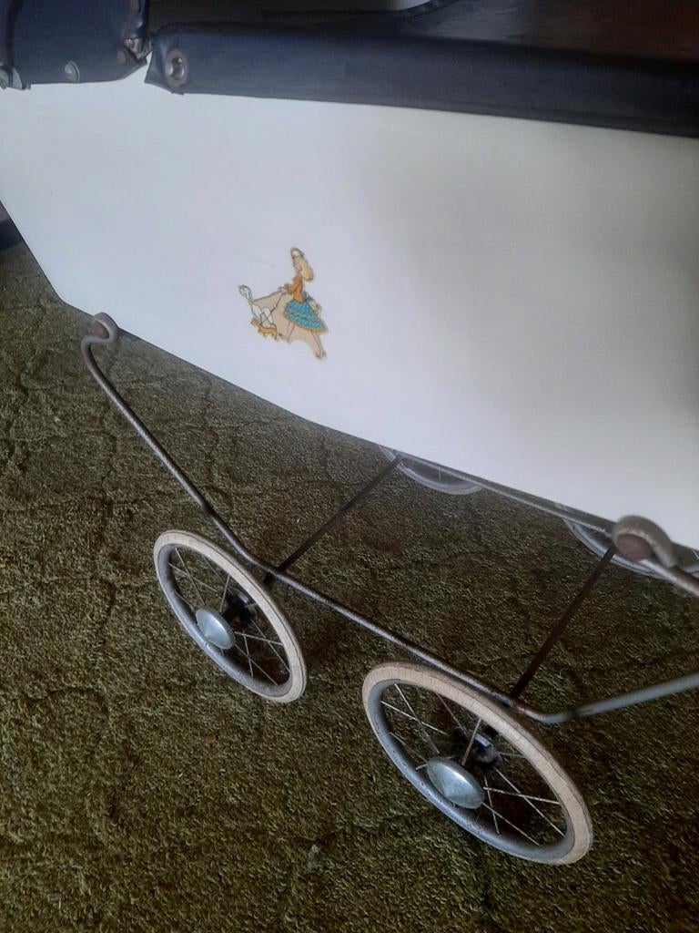Vintage poppen wagen, Antiek en Kunst, Ophalen of Verzenden