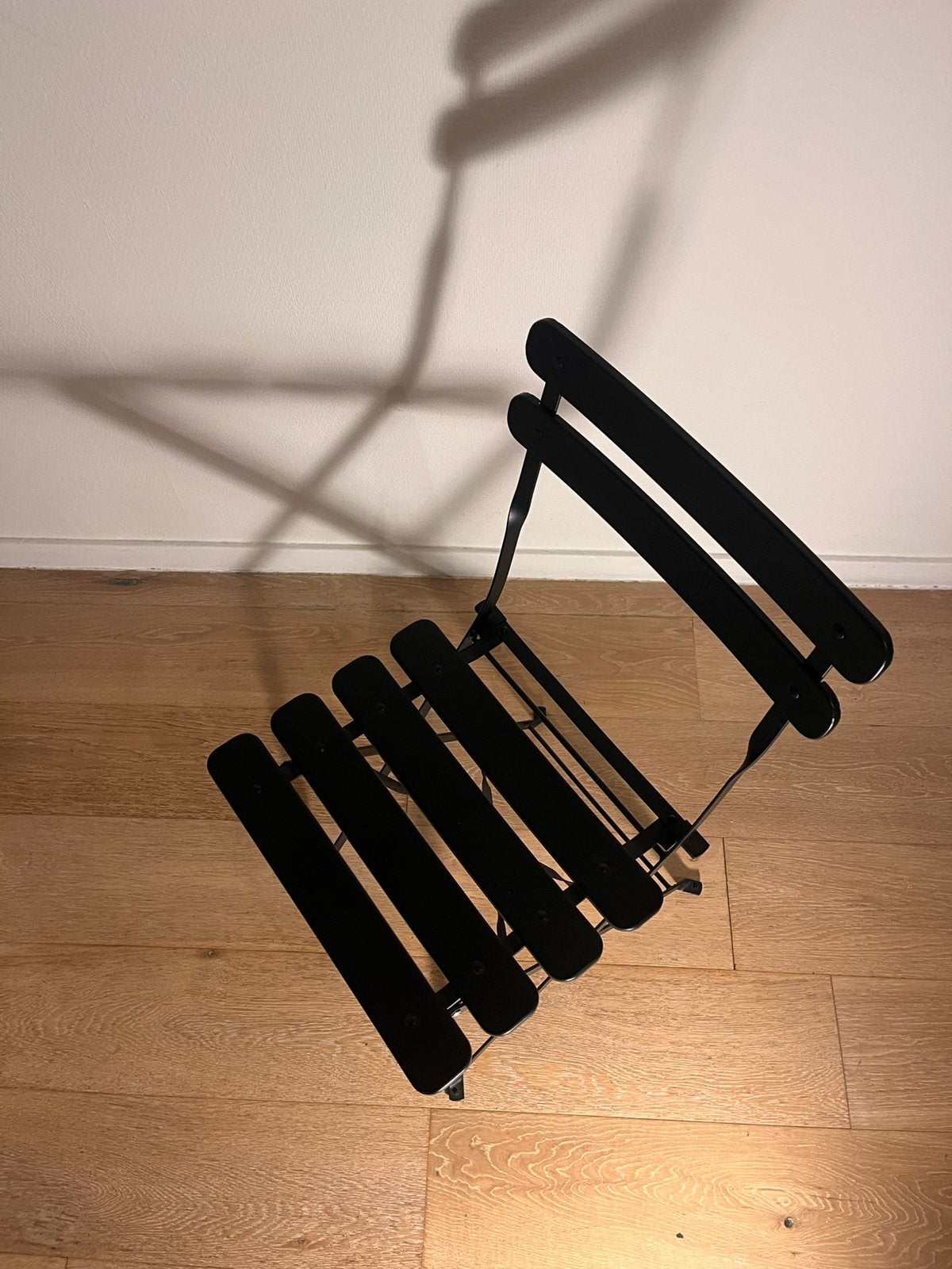 Lot de 2 chaises pliantes noires en métal – Style bistrot, Enlèvement, Comme neuf