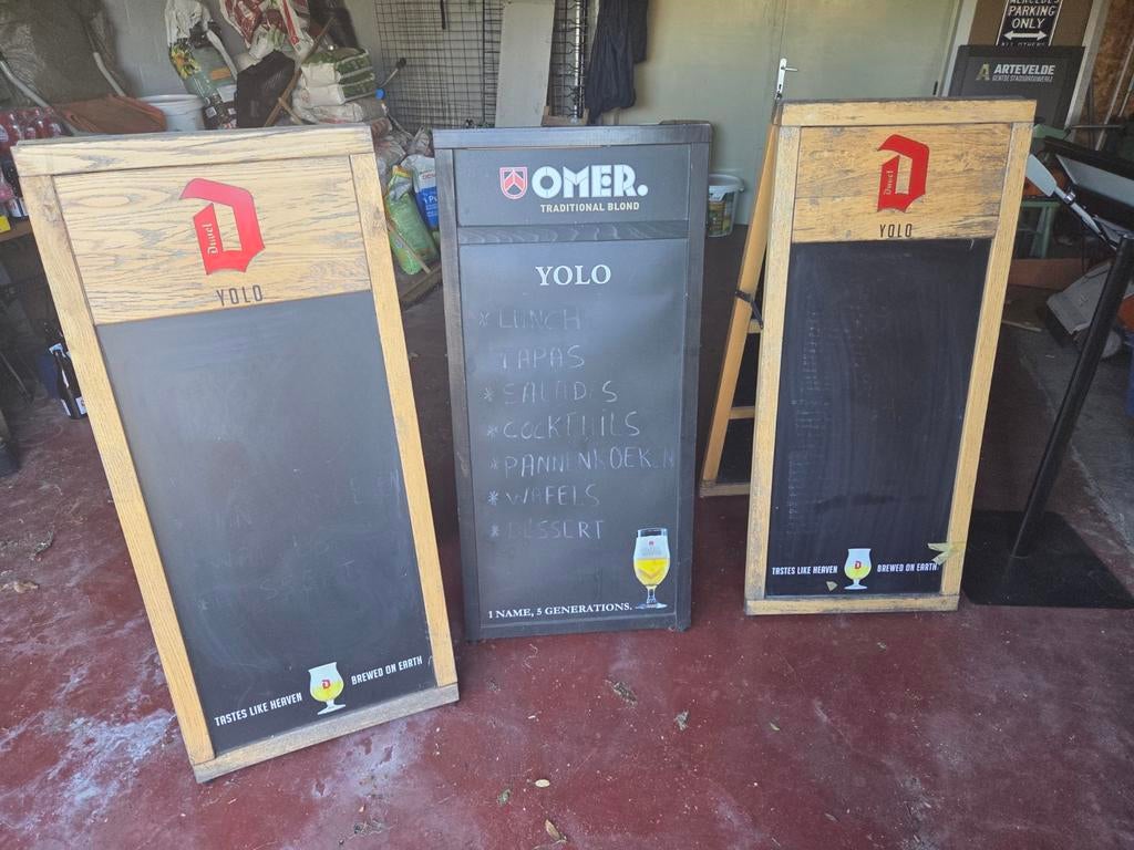 2 duvel krijtborden. 1 Omer krijtbord, Ophalen