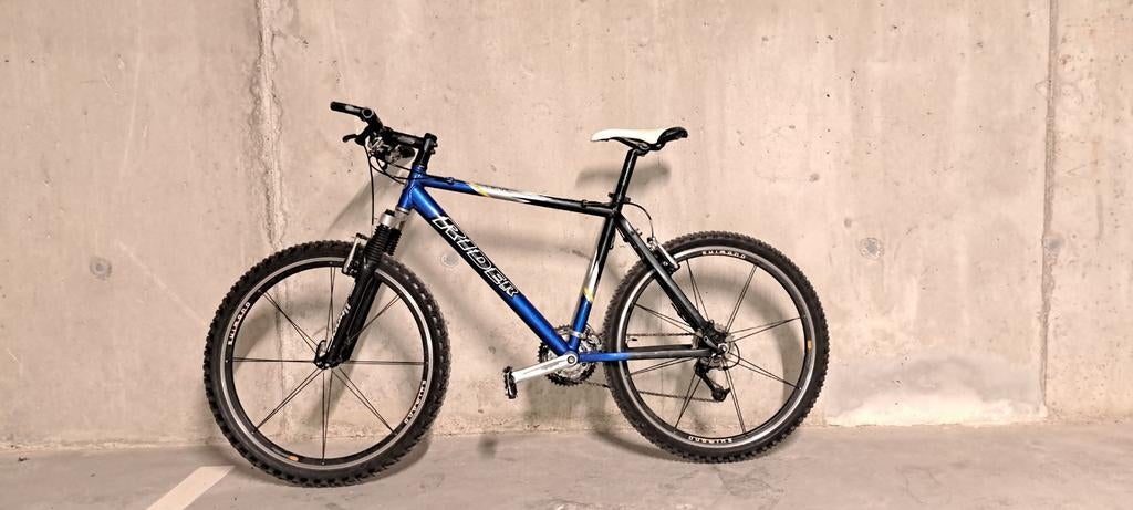 Vélo de montagne RIDER 26 pouces résistant - pneus neufs, Enlèvement, Vitesses
